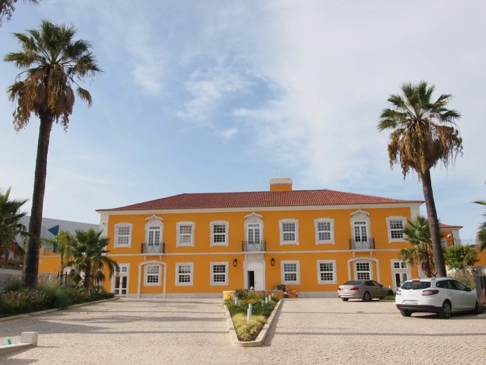 Palácio Benagazil visto do exterior, onde decorre o Encontro Mestreclique em Lisboa